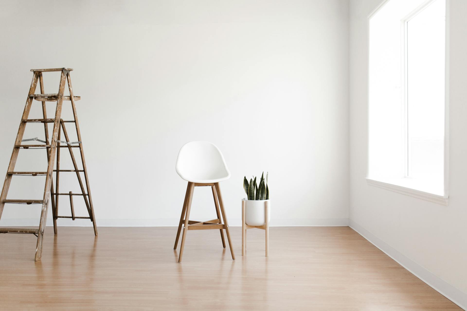 single chair in room for extreme minimalism